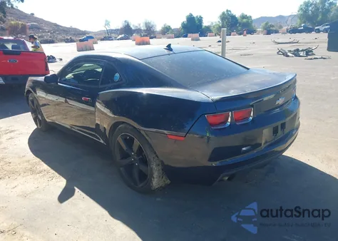 2013 Chevrolet Camaro 1Ls z USA, uszkodzony, nr VIN 2G1FE1E30D9162543